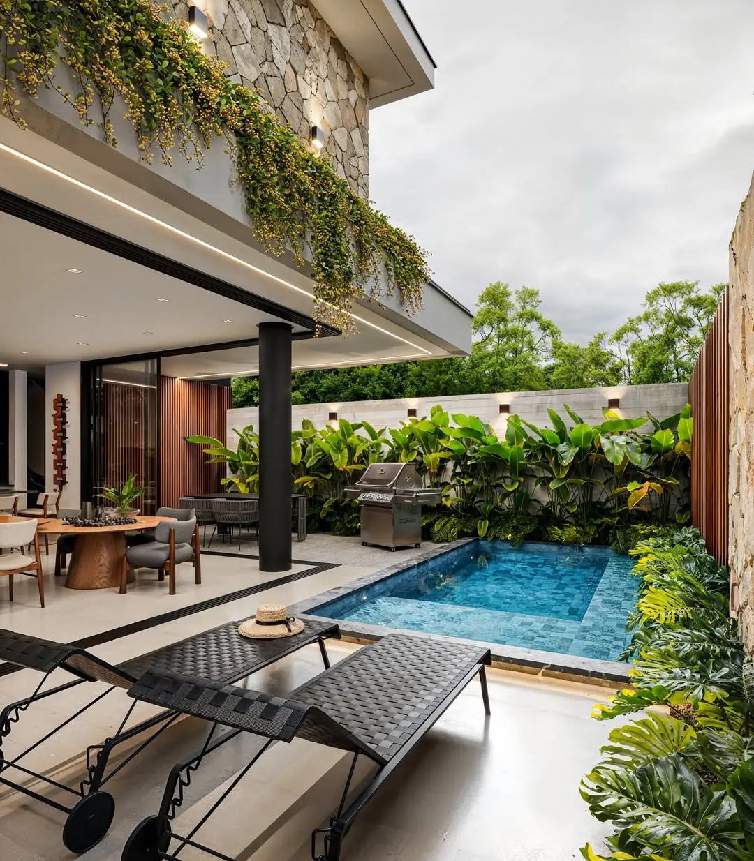 5-Bedroom Executive Duplex - Image 7