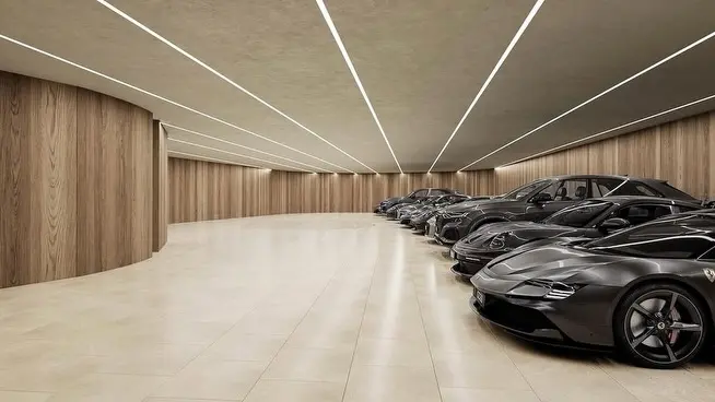 Ultra-Luxury 7-Bedroom Futuristic Triplex - Image 7