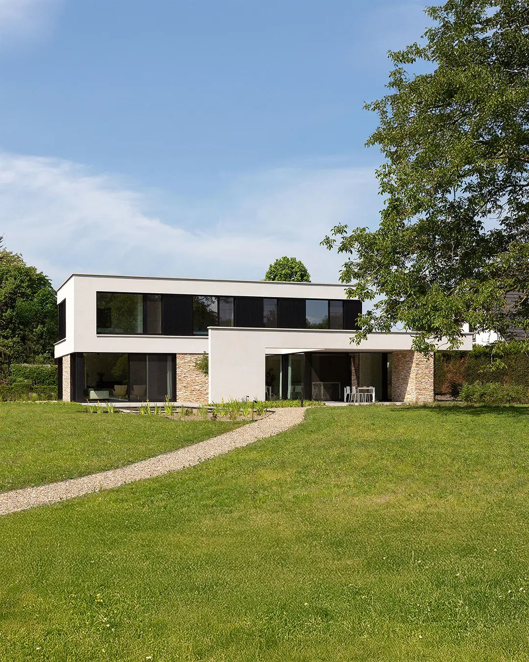 5-Bedroom Family Estate - Image 10