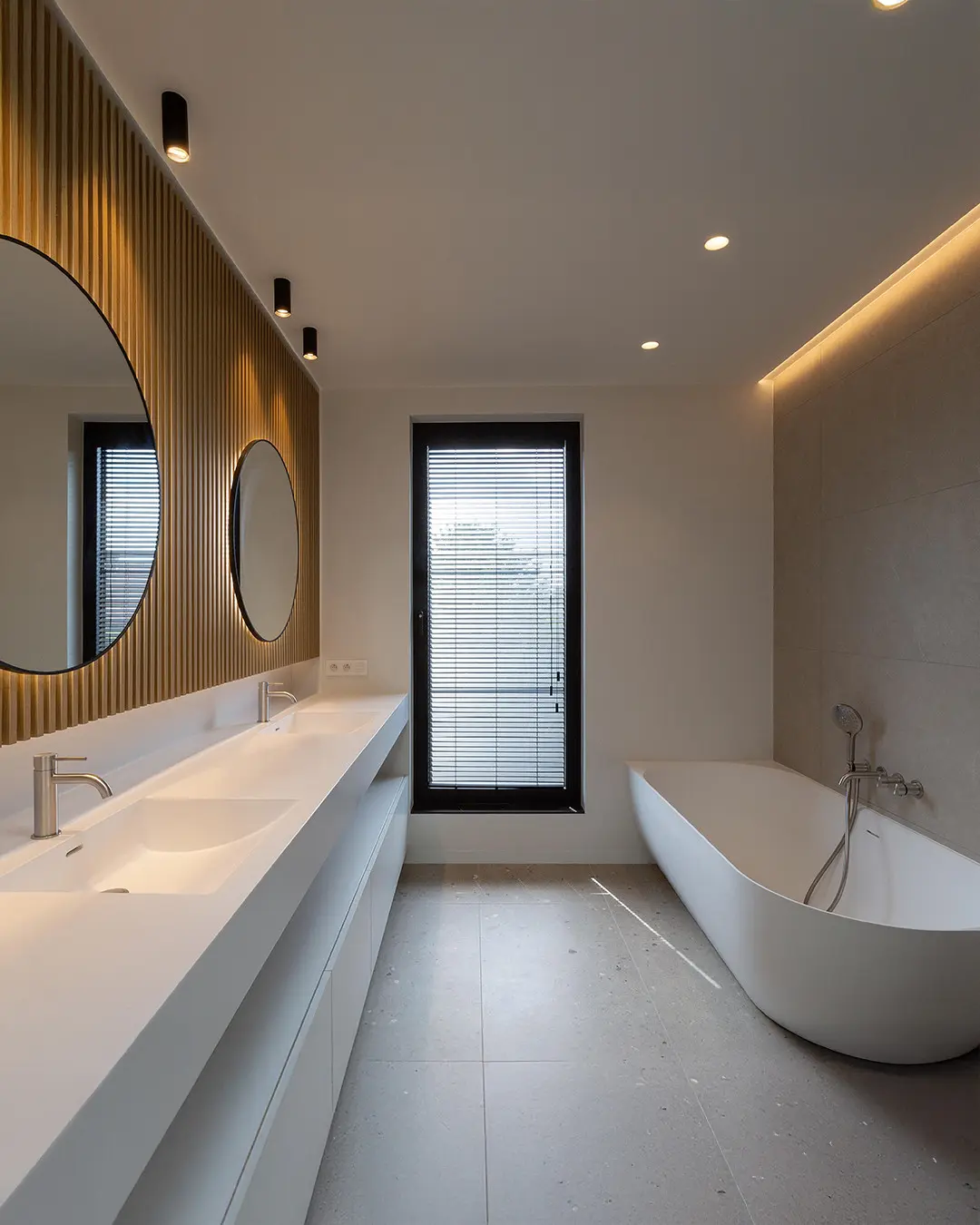 5-Bedroom Family Estate - Image 3