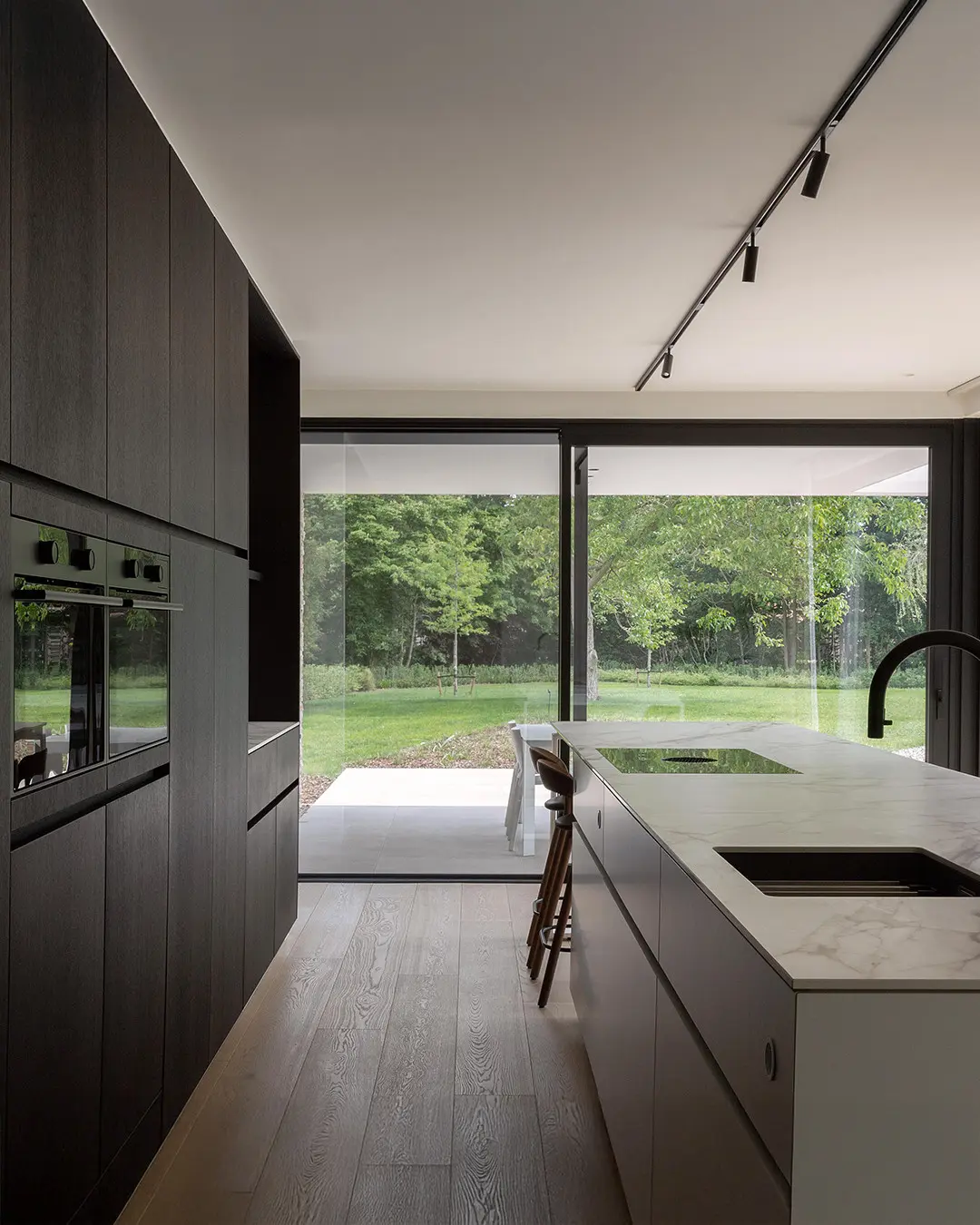5-Bedroom Family Estate - Image 4