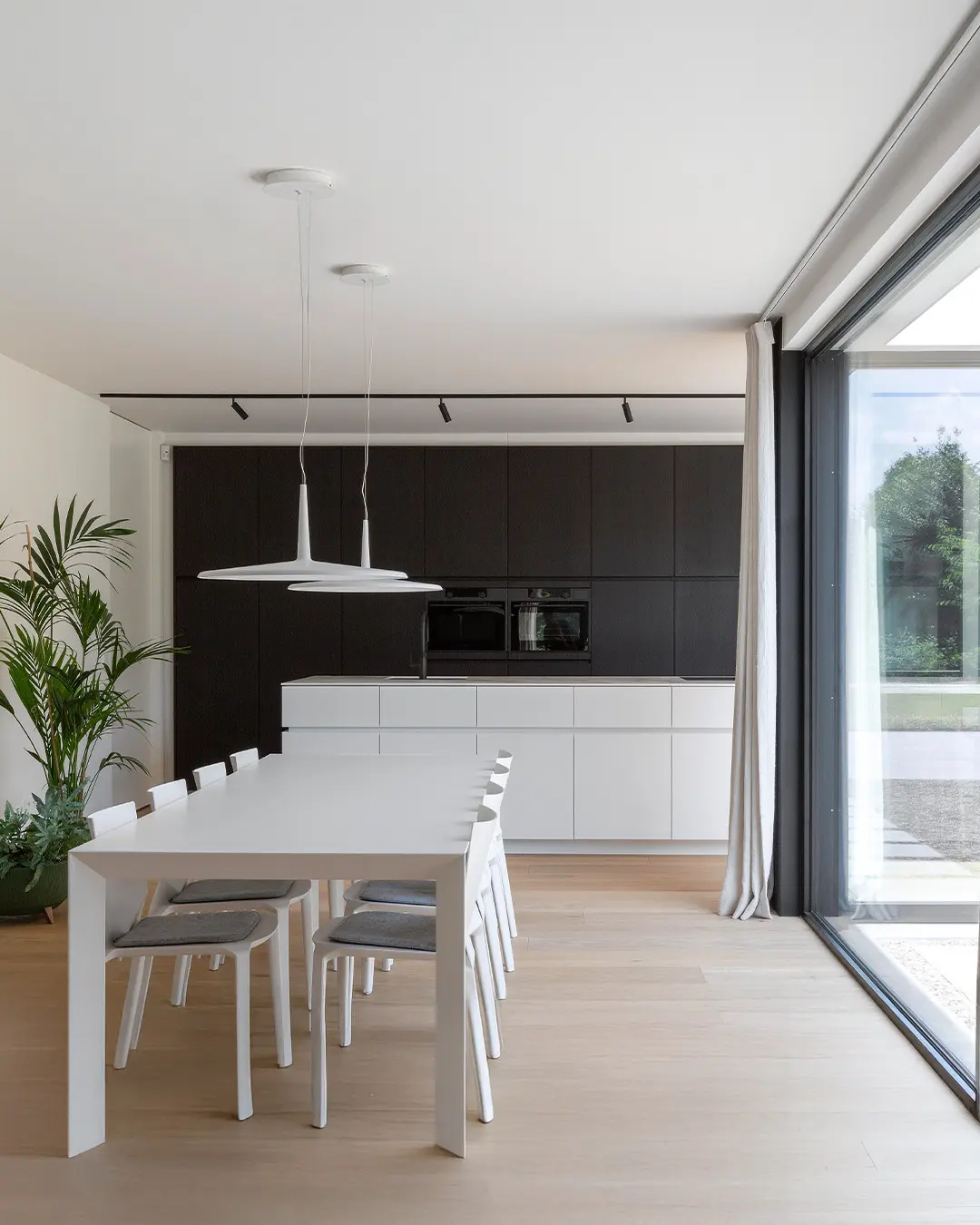5-Bedroom Family Estate - Image 5