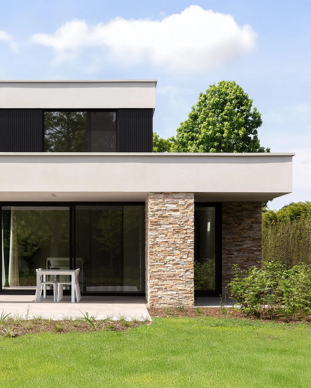 5-Bedroom Family Estate - Image 7