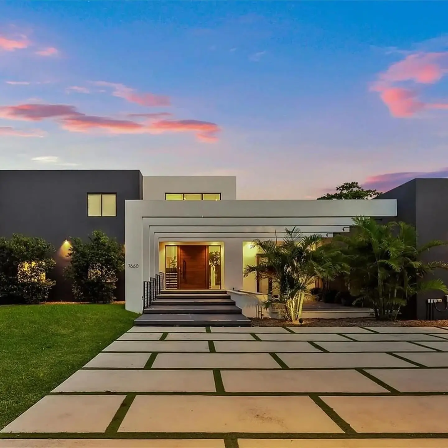 5 Bedroom Mansion - Image 10