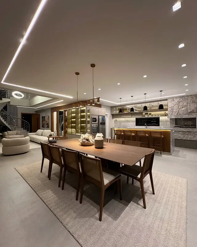 4 Bedroom Family House - Image 12