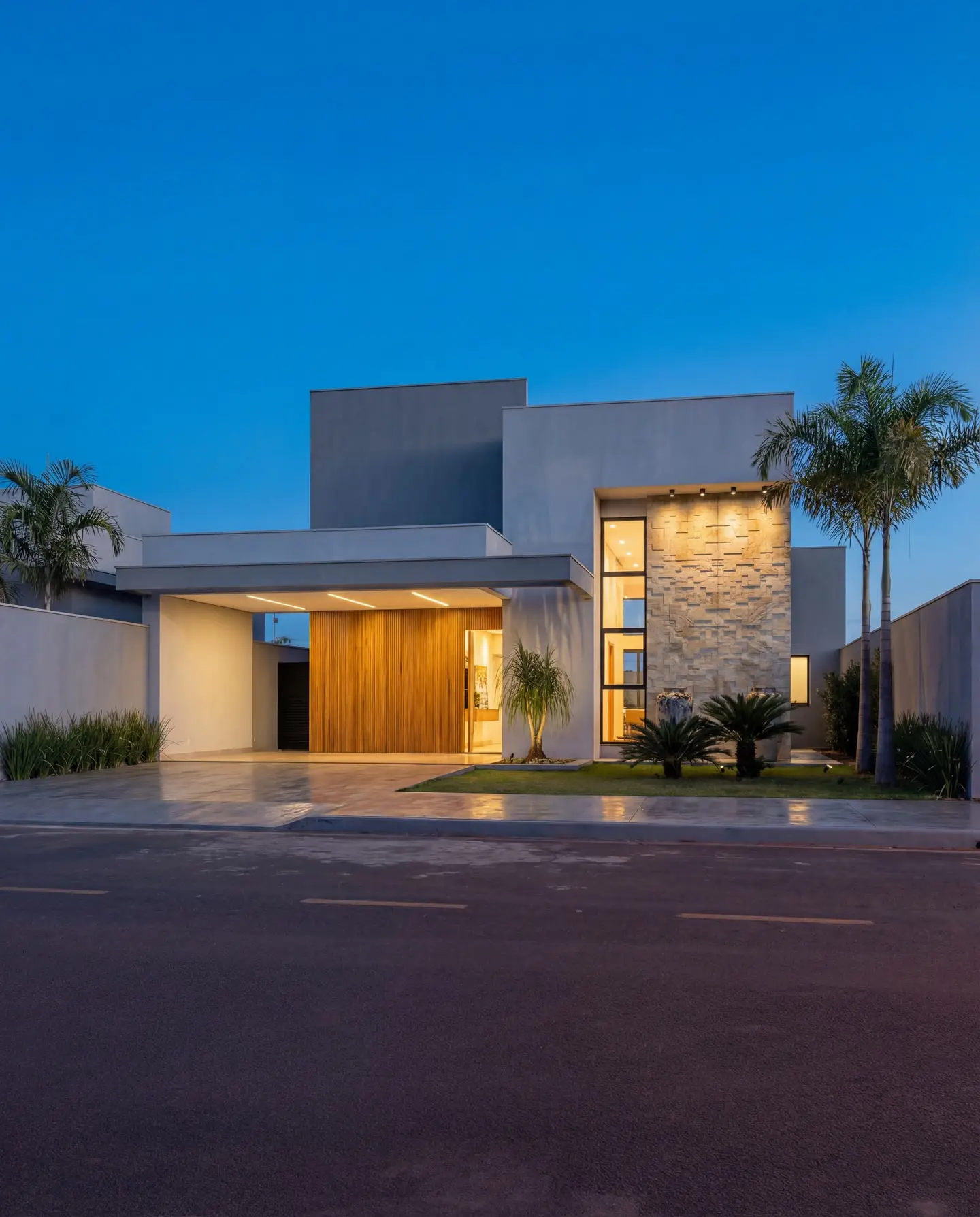 Ultra-Modern 3-Bedroom Executive Bungalow with Premium Stone Finish - Image 5